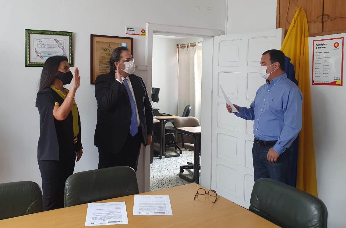 Posesión Asesores Nasa Kiwe