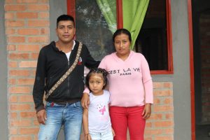 Vivienda y beneficiarios de la Villa, municipio de Páez